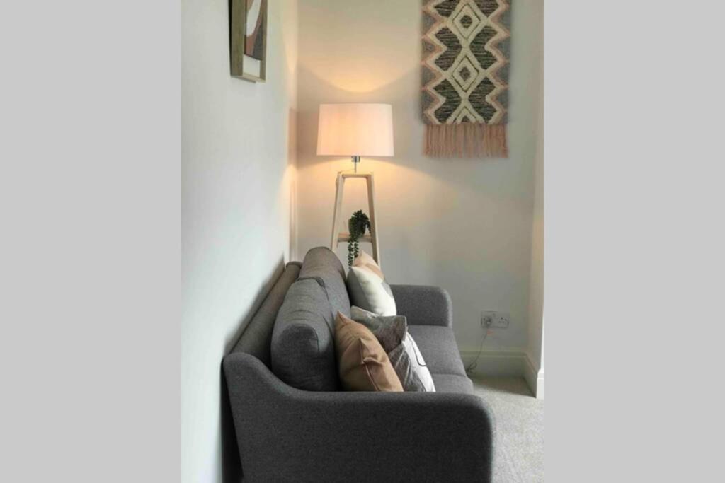 Quiet 3 Bed House With Gardens & Games Casa de férias York